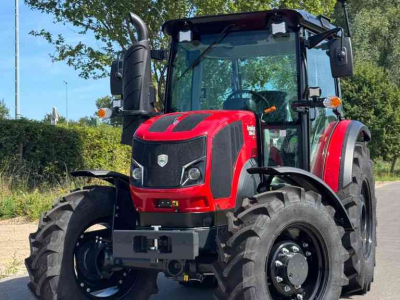 Tractor / Trekker  ArmaTrac 1054e+