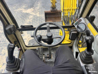 Graafmachine  Wacker neuson 6502 mobiele kraan