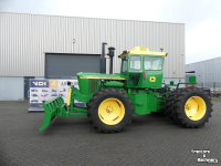 Tractor / Trekker John Deere 7520