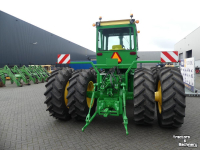 Tractor / Trekker John Deere 7520