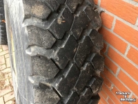 Wielen, Banden, Velgen & Afstandsringen Continental 14.00R20