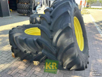 Wielen, Banden, Velgen & Afstandsringen Vredestein 600/70R28 Traxion