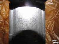 Tractor / Trekker Case-IH Hydr pomp voor CASE-IH 1056, 743, 745, 844, 856, 956 Parts nr:3401189R94,
