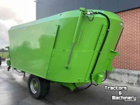 Voermengwagen Vertikaal Faresin Voermengwagen