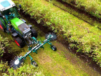 Schoffelmachine / Schoffelbalk  ALM machines vingerwieder fruitteelt boomteelt asperges