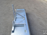 Adapters / Verloopadapters Qmac BLOKBEZEMADAPTER: TRACTOR CAT2/3