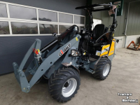 Shovel / Wiellader / Kniklader Giant G 2300 HD