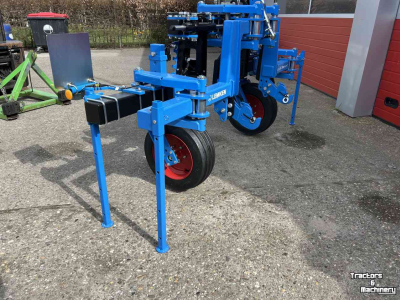 Schoffelmachine / Schoffelbalk Lemken EC-Steer 7 + IC-Light