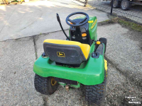 Zitmaaier John Deere zitmaaier LT 133