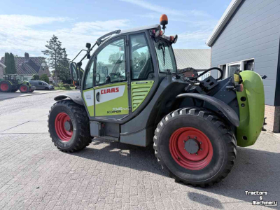 Verreiker Claas Scorpion 7045