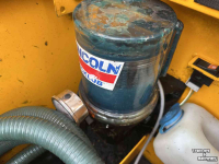 Bandenkraan / Graafmachine op wielen JCB JS130W