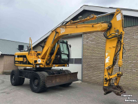 Bandenkraan / Graafmachine op wielen JCB JS130W