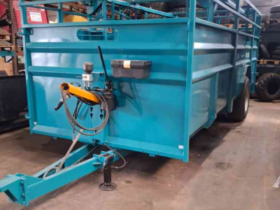 Veewagen / Veetrailer Rolland v64