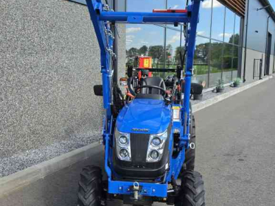 Compact tractor Solis 26