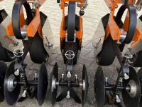 Schoffelmachine / Schoffelbalk Schmotzer 3x2.25 en 3x1.50 Uienschoffels met camera