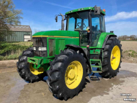 Tractor / Trekker John Deere 7600 Tractor