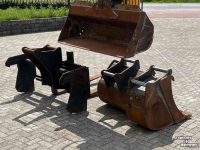 Bandenkraan / Graafmachine op wielen Wacker Neuson EW 100 Airco Powertilt 3 Bakken Palletvork  Steunpoten