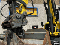 Bandenkraan / Graafmachine op wielen Wacker Neuson EW 100 Airco Powertilt 3 Bakken Palletvork  Steunpoten