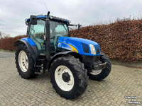 Traktoren New Holland T6030