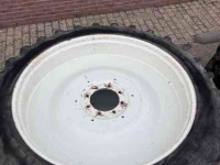 Wielen, Banden, Velgen & Afstandsringen Alliance 320/85R36  340/85/48