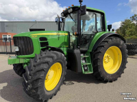 Tractor / Trekker John Deere 6830