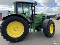 Tractor / Trekker John Deere 6830
