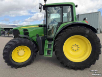 Tractor / Trekker John Deere 6830