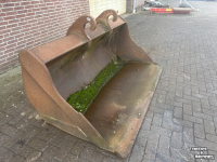 Overige aanbouwdelen en toebehoren  Slotenbak CW30