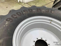 Wielen, Banden, Velgen & Afstandsringen Continental 900/60R38