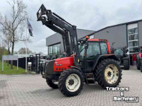 Tractor / Trekker Valtra 6650 Hitech voorlader, vloeistokoppeling