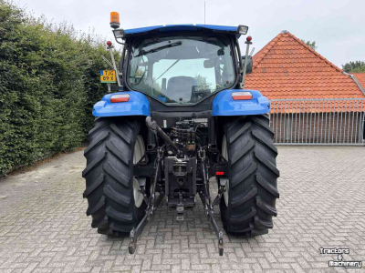 Tractor / Trekker New Holland T6020
