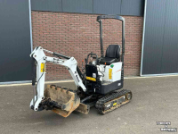 Mini-graver / Mini-graafmachine Bobcat E08
