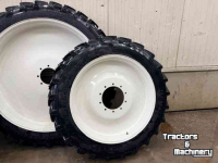 Wielen, Banden, Velgen & Afstandsringen BKT 270/95 R54 + 270/95 R38 op velg 1.80m spoor