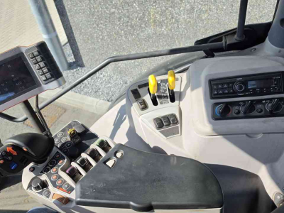 Tractor / Trekker Kubota M7151 KVT Black