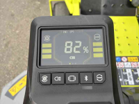 Zitmaaier  Ryobi RY72 ZTRX137