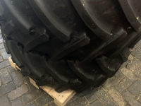Wielen, Banden, Velgen & Afstandsringen Continental Continental 540/65R28 op Fendt velg