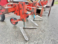 Schoffelmachine / Schoffelbalk Steketee 12 rijige Steketee Schoffelmachine Hydr.opklapbaar 12x50