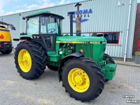 Tractor / Trekker John Deere 4050 4WD