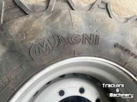 Wielen, Banden, Velgen & Afstandsringen Magni 445/65R22.5