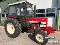 Compact tractor International 633