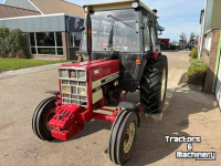 Compact tractor International 633