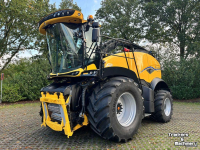 Veldhakselaar New Holland FR 920