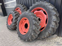 Wielen, Banden, Velgen & Afstandsringen Fendt Cultuurwielen verstelbaar 340/85R24 en 13.6R38