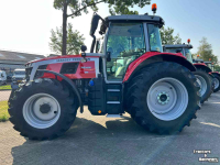 Tractor / Trekker Massey Ferguson 7S 155 Dyna-6