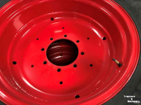 Wielen, Banden, Velgen & Afstandsringen  Trelleborg 540/65R28 op velg 8 gaats