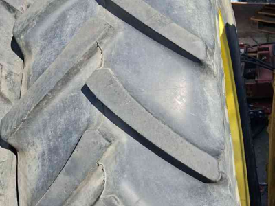 Wielen, Banden, Velgen & Afstandsringen Continental 460/85R38