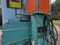Voermengwagen Vertikaal Storti Dunker TW 210     12969