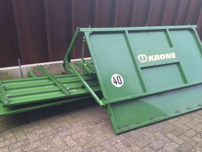 Opraapwagen Krone AX