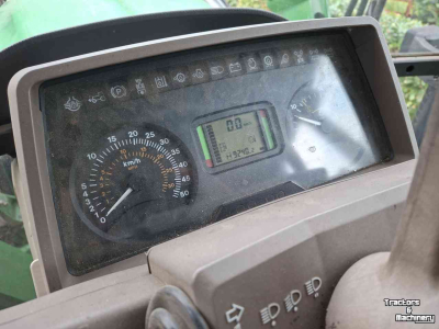 Tractor / Trekker John Deere 6230
