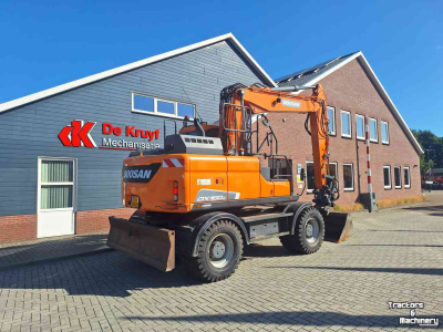 Bandenkraan / Graafmachine op wielen Doosan Develon DX160W-5